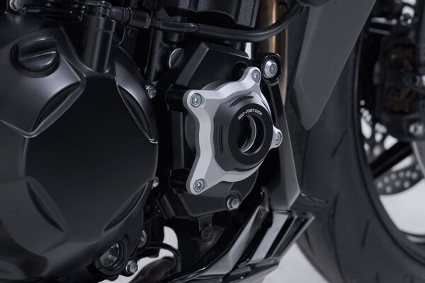 Protezione del coperchio del vano motore Nero/Argento. Kawasaki Z1100 (25-).