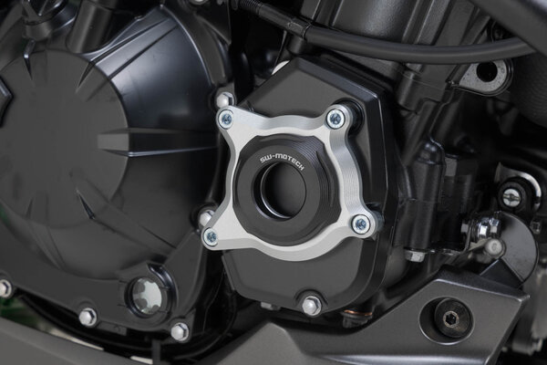 Engine case protector Black/Silver. Kawasaki Z900 models (16-).