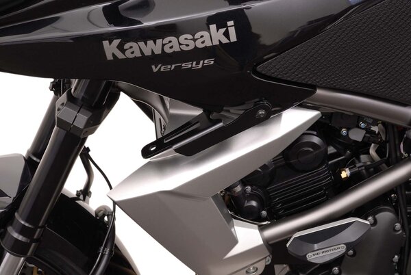 Supporto per faretti Nero. Kawasaki Versys 650 (09-14).