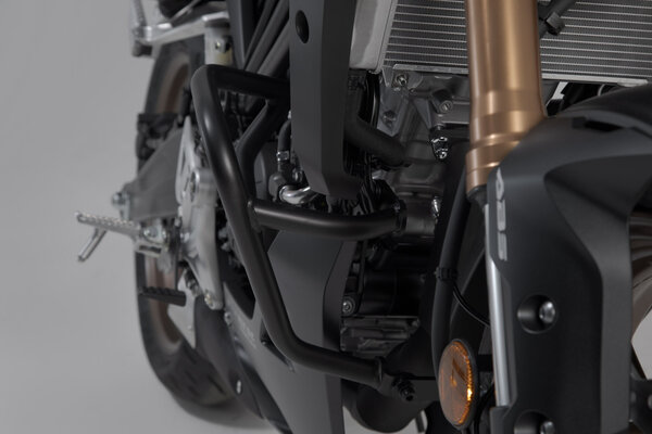 Protecciones laterales de motor Negro. Honda CB125R (20-).