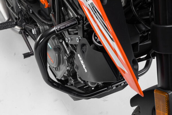 Protecciones laterales de motor Negro. KTM 125 (11-20) / 200 Duke (11-16).