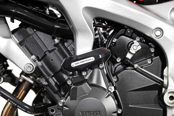 Frame slider kit Black. Yamaha FZ1/Fazer FZ6/Fazer.