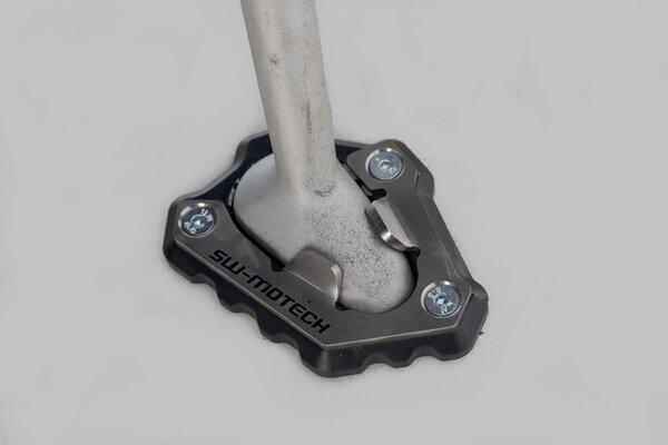 Extension for side stand foot Black/Silver. Triumph Speed Triple 1200 RS (21-).