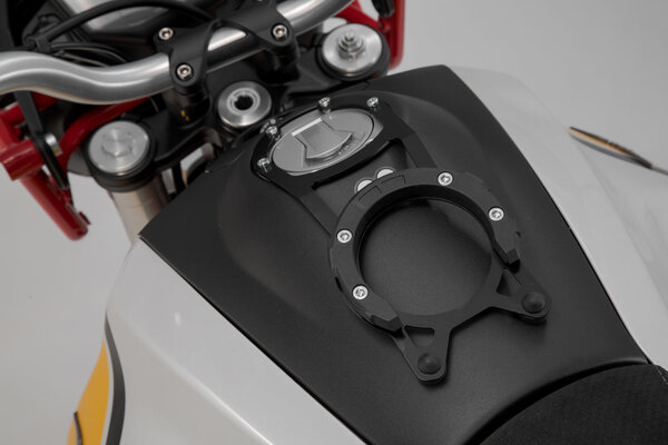 EVO tank ring Black. Moto Guzzi V85 TT (19-).