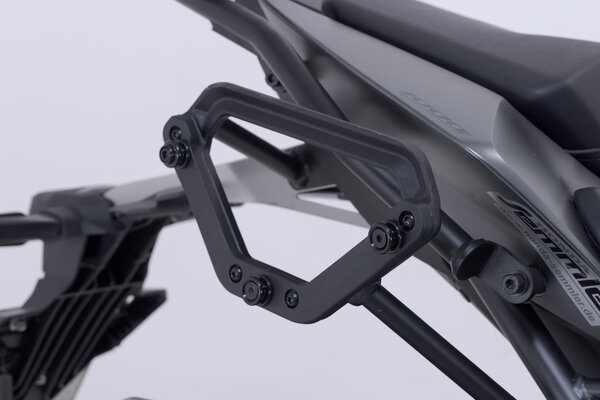 SLC Adapter für V-LOC Seitenträger Schwarz.