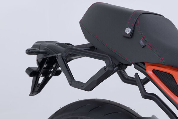 V-LOC Side Carrier right Yamaha XSR900 (21-), XSR900 GP (23-).