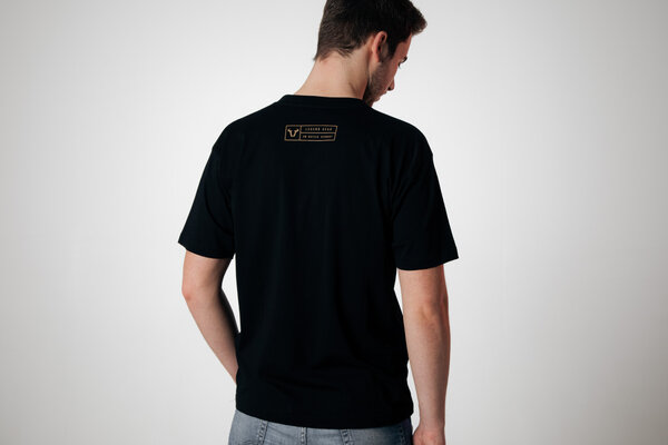 T-Shirt Legend Gear. Noir. Hommes. Taille S.