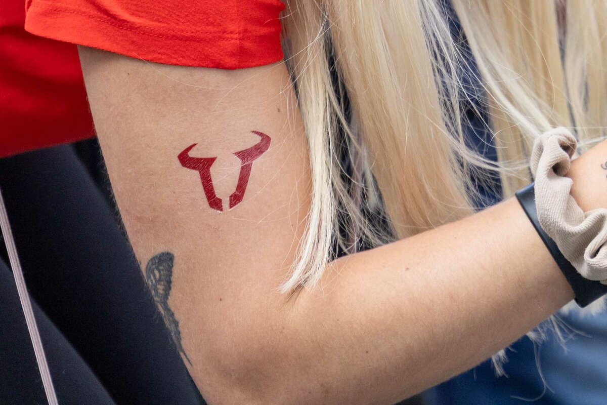 100,000 Bull tattoo Vector Images | Depositphotos